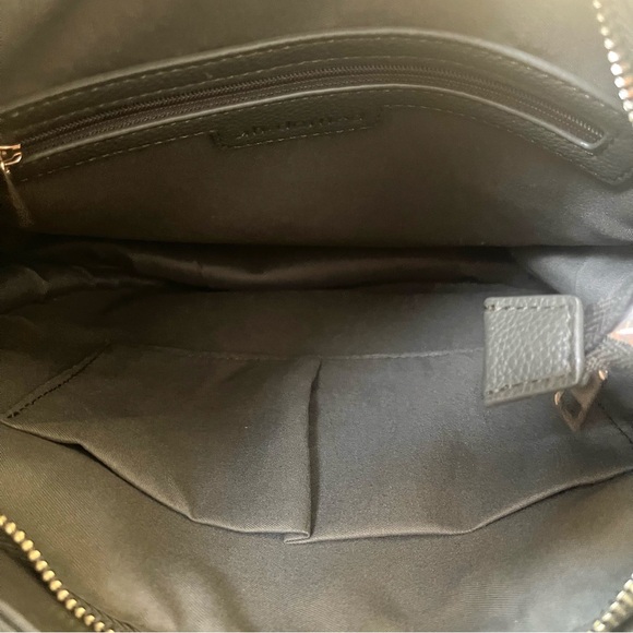 Vegan Leather Chloe Tribal Messenger & Crossbody Bag With Interchangeable Straps - Picture 6 of 6